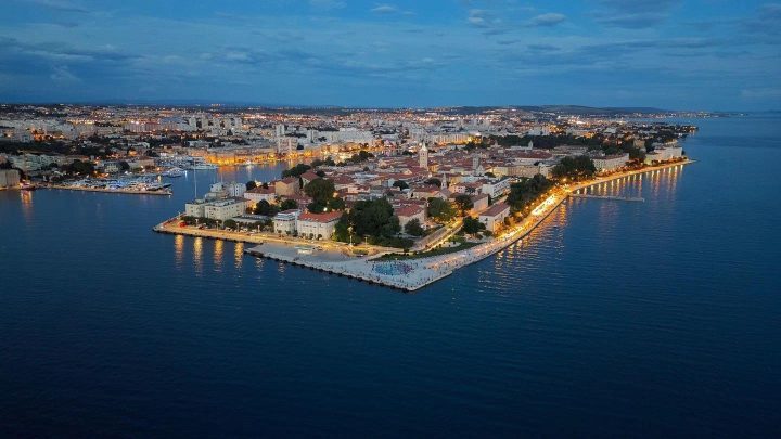 Kuća na prodaju 700 m² – Zadar