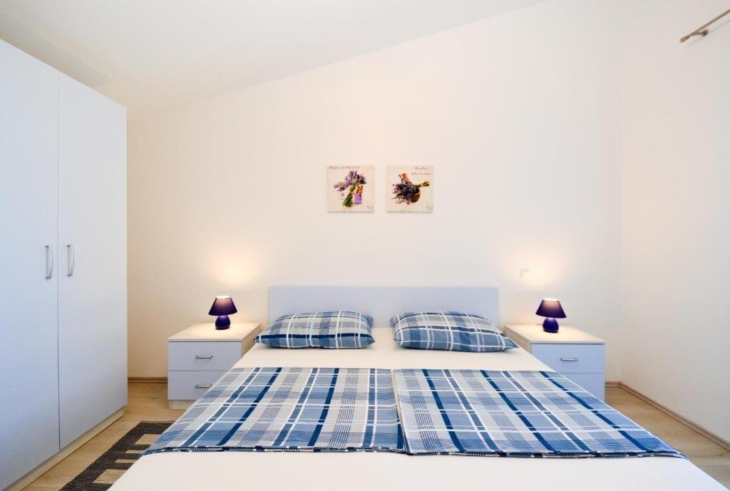 Hotel Na prodaju -  Pula