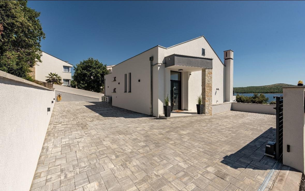 House For sale - Zadarska Zadar