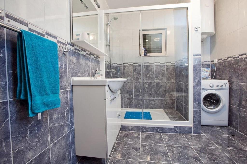 House For sale - Splitsko-dalmatinska Baška Voda