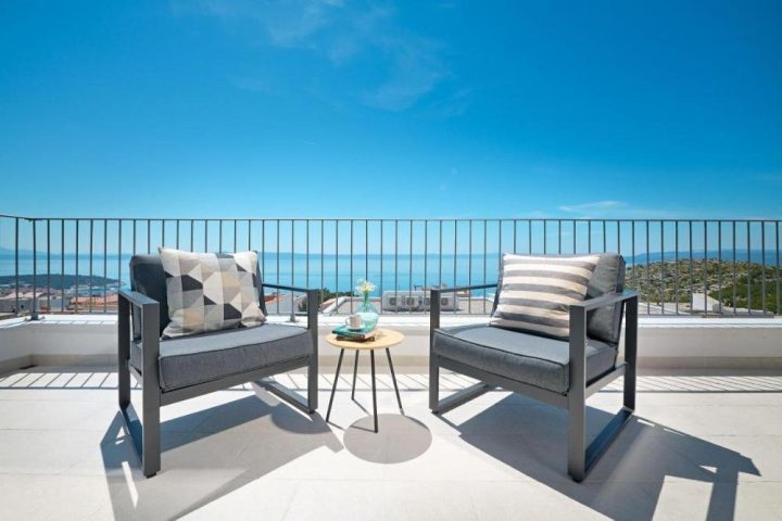 Kuća na prodaju 200 m² – Makarska