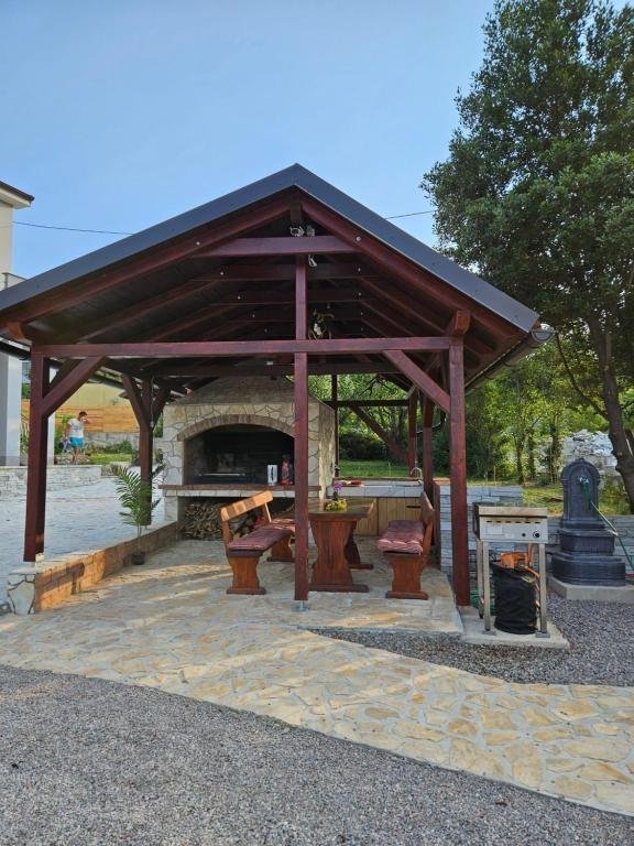 Dom Na sprzedaż - Primorsko-goranska Čavle