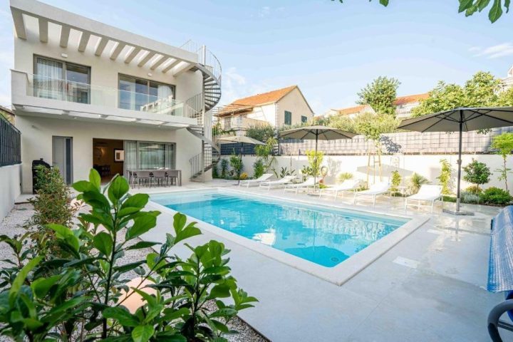 Haus Zu verkaufen - Splitsko-dalmatinska Sutivan - foto 2/24