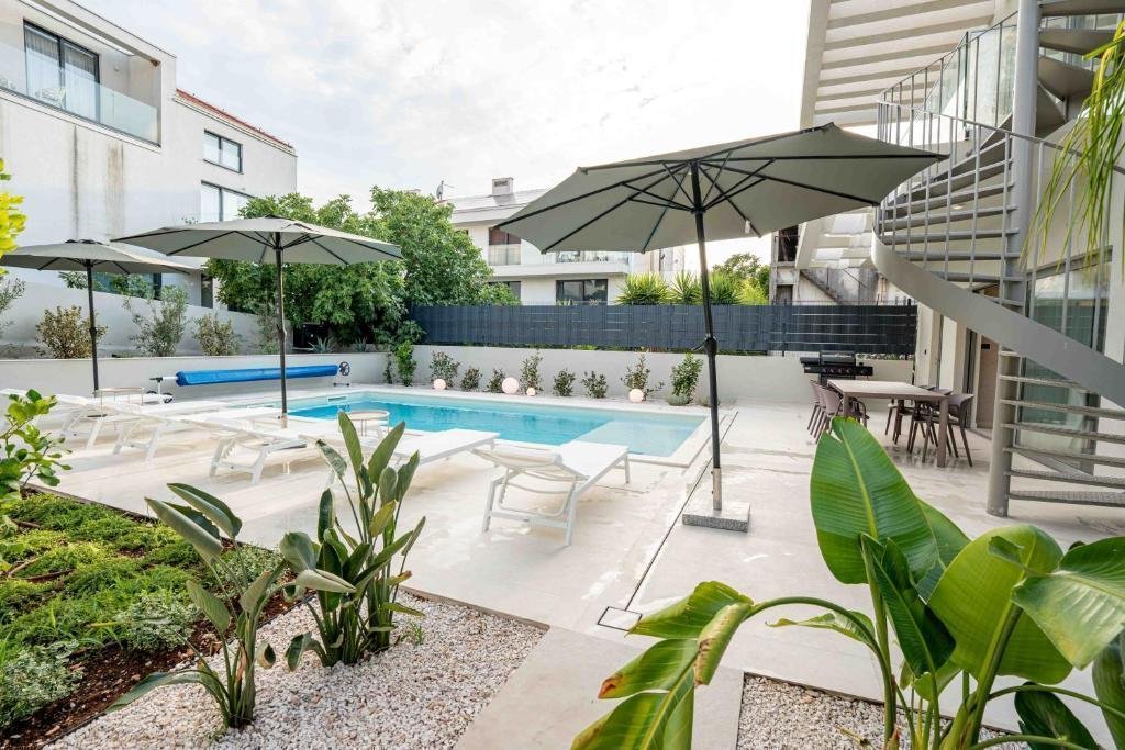 Haus Zu verkaufen - Splitsko-dalmatinska Sutivan