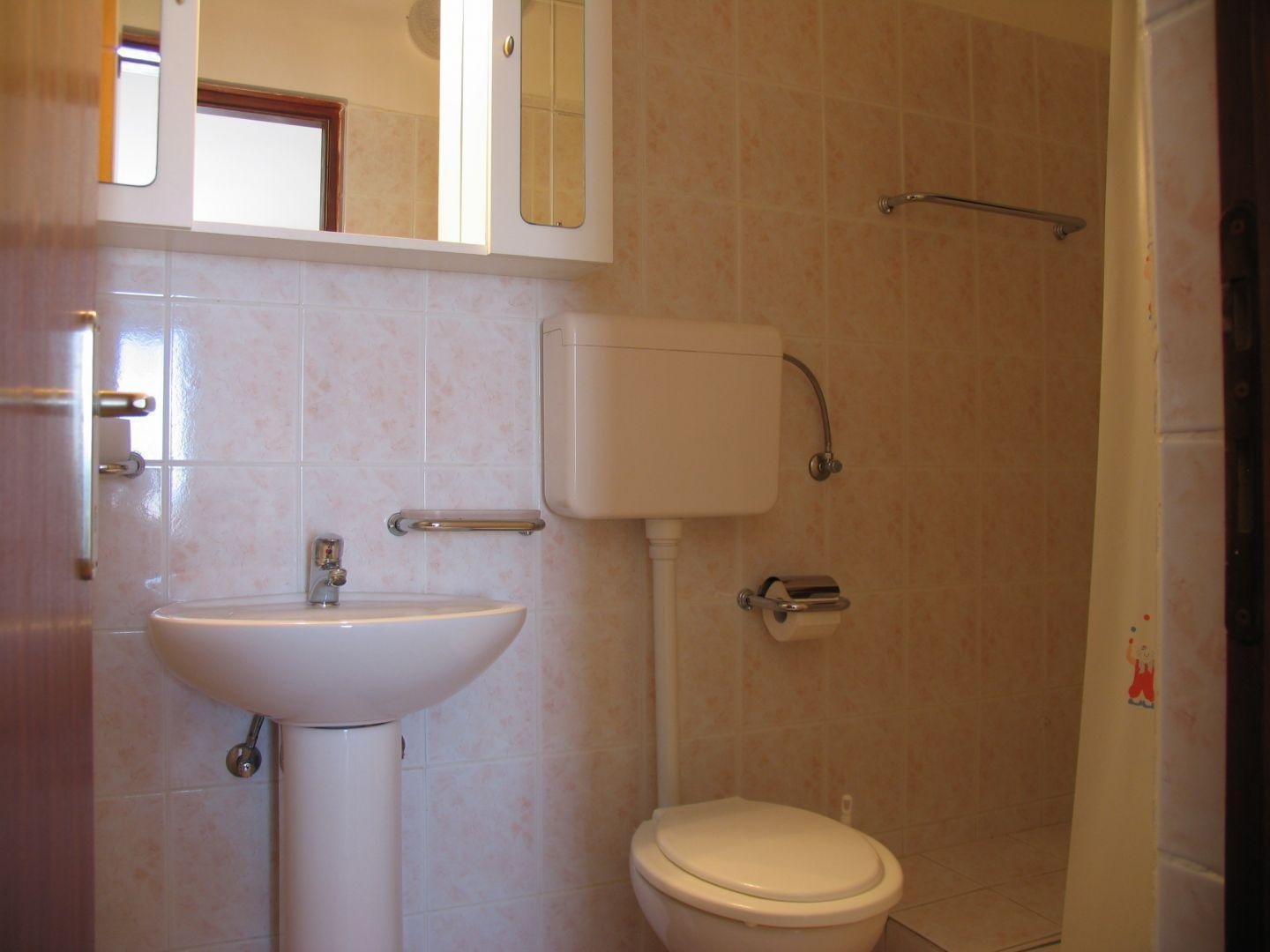 Hotel Na prodaju - Zadarska Povljana