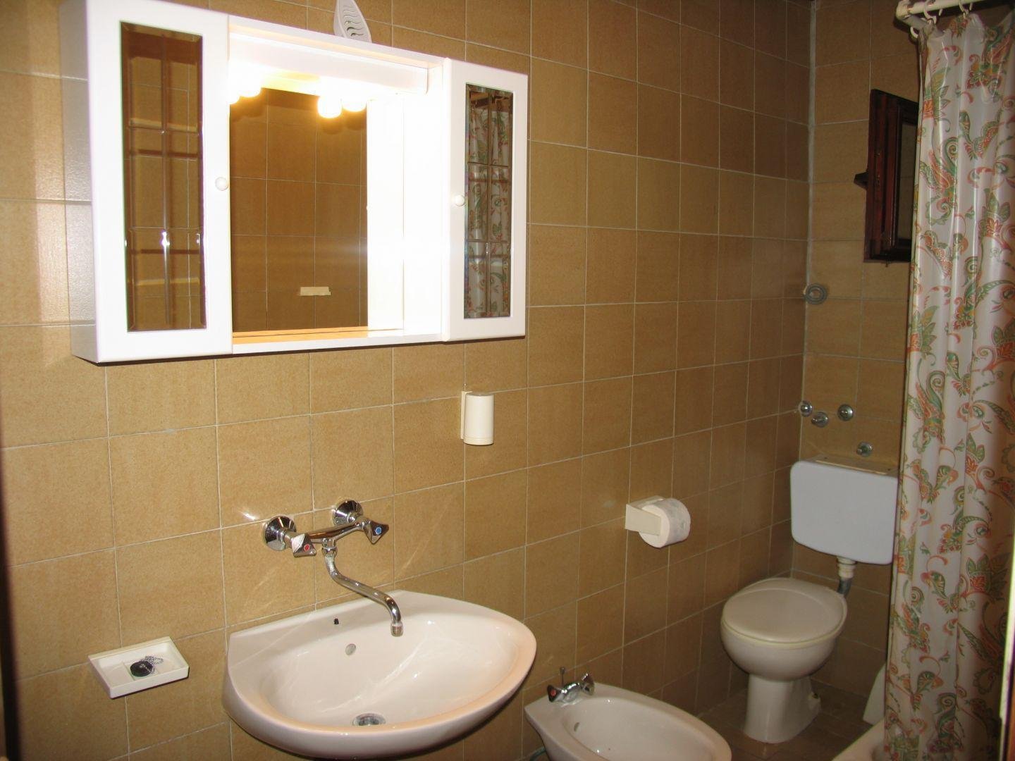 Hotel Na prodaju - Zadarska Povljana