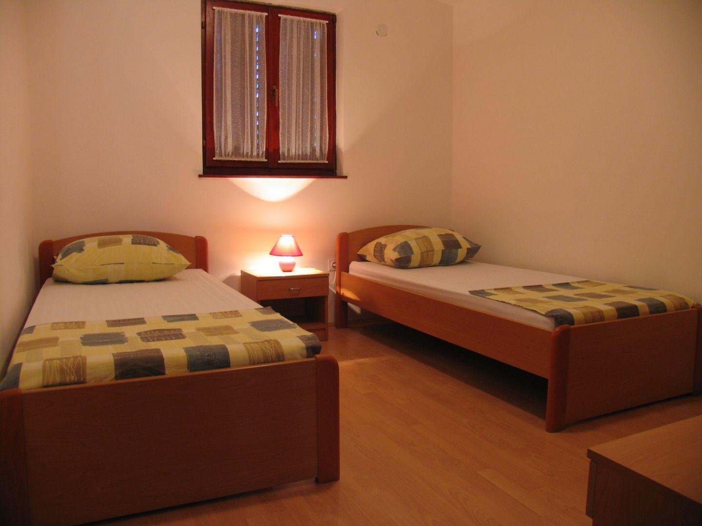 Hotel Na prodaju - Zadarska Povljana