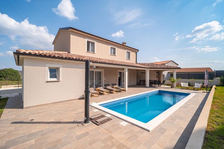 Haus zu verkaufen 137 m² – Rovinj