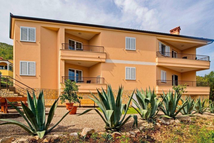 Hotel zu verkaufen 220 m² – Rabac