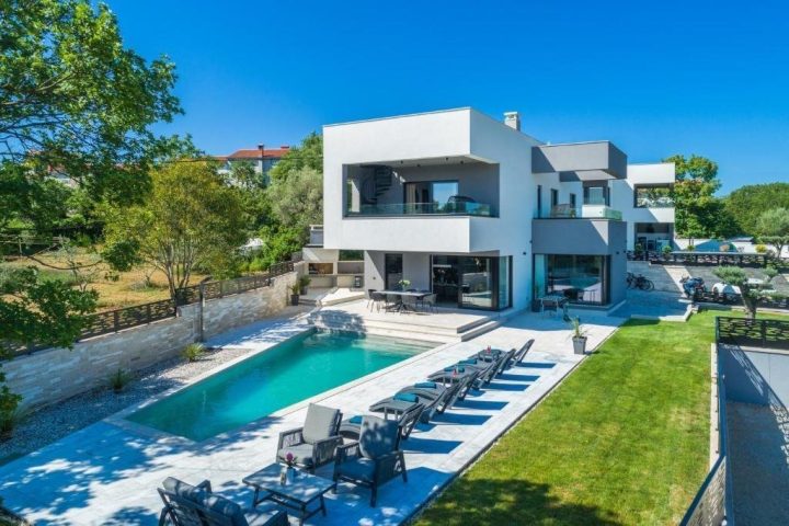 Haus zu verkaufen 220 m² – Rakalj