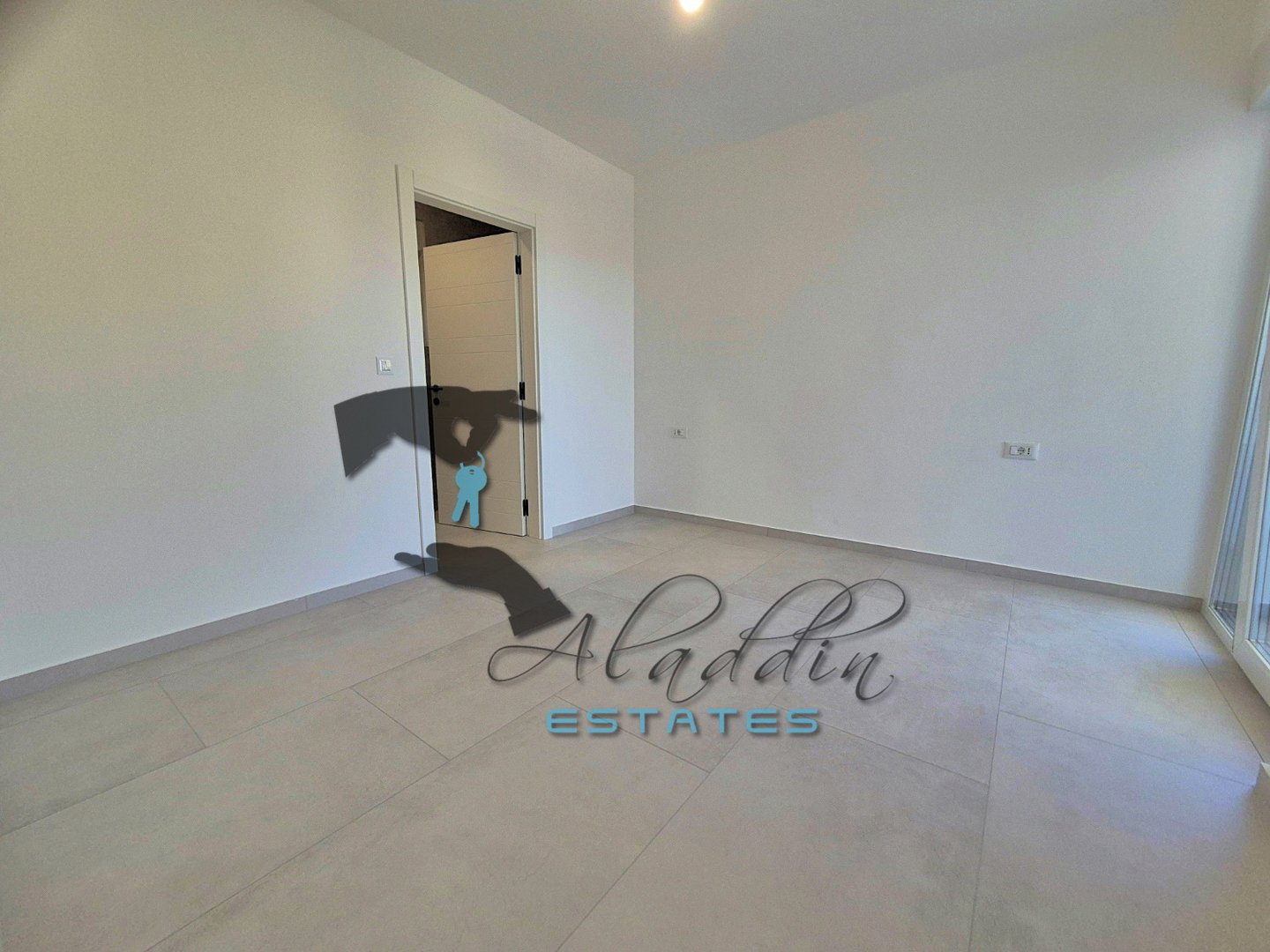 Flat For sale - Šibensko-kninska Vodice