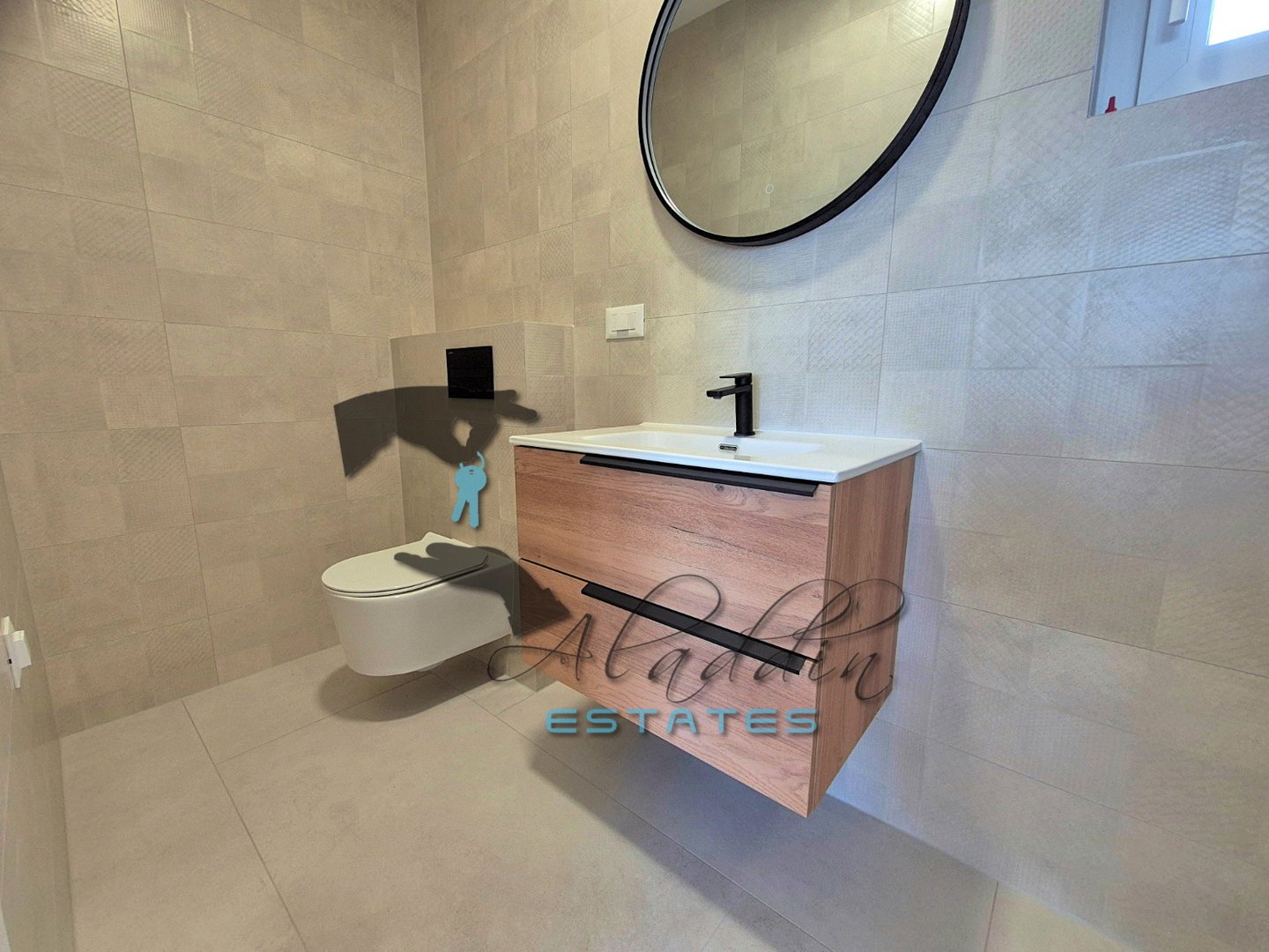 Flat For sale - Šibensko-kninska Vodice