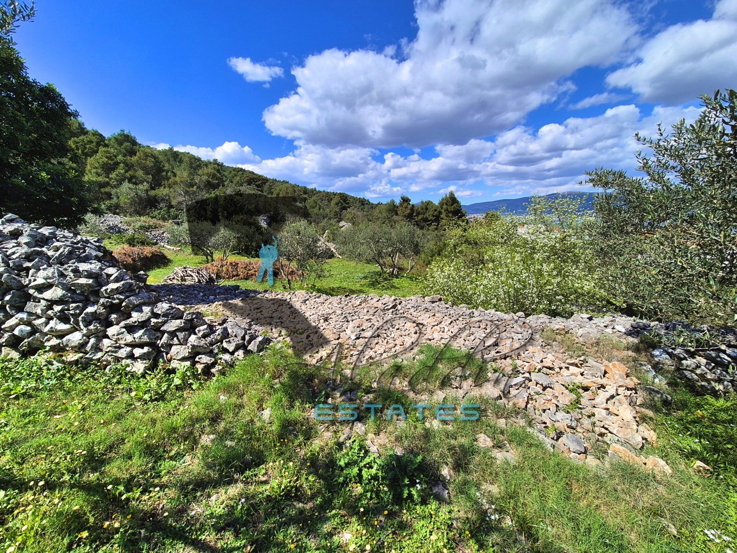 Parcela Naprodaj -  Slatine