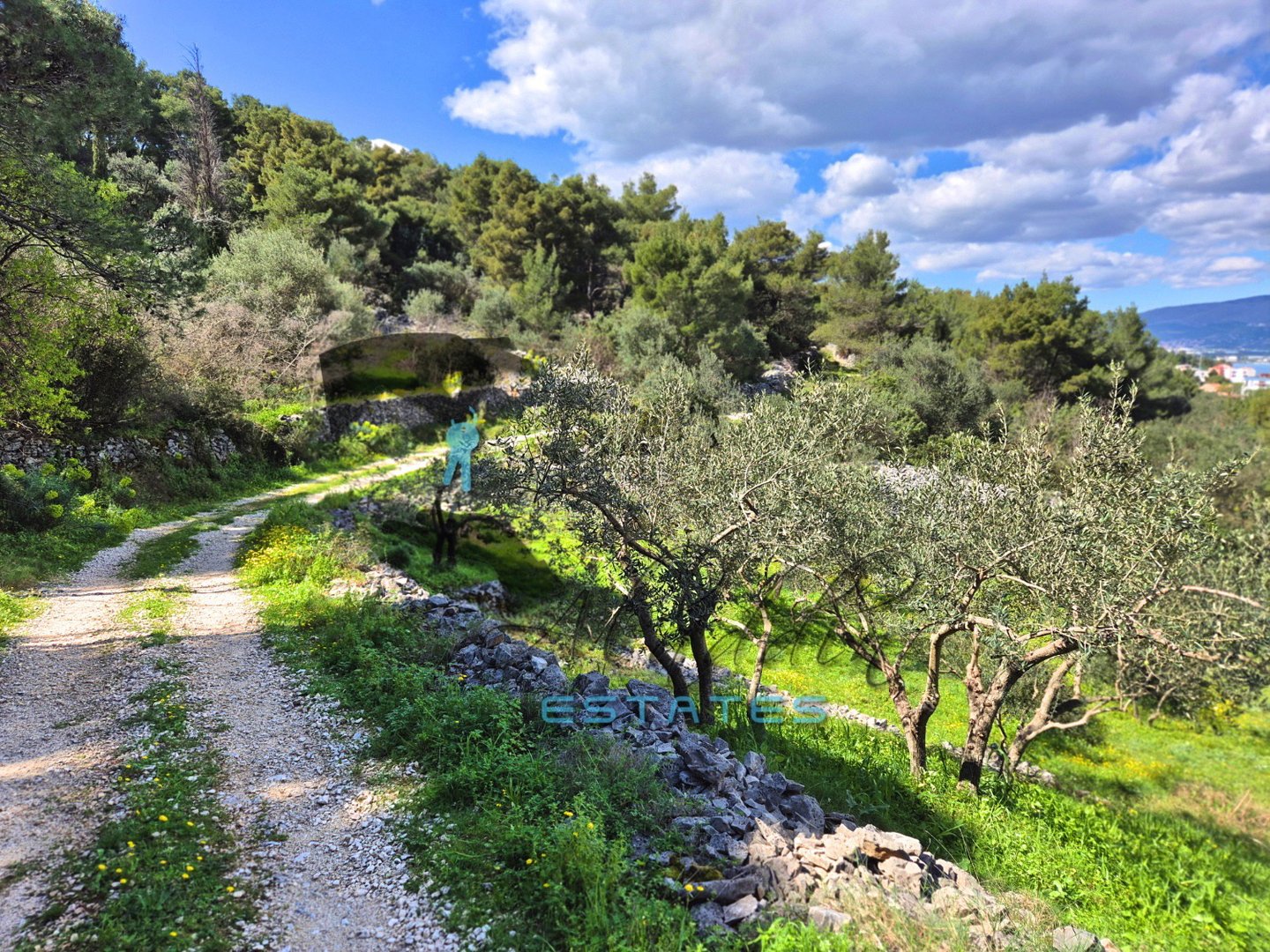 Parcela Naprodaj -  Slatine