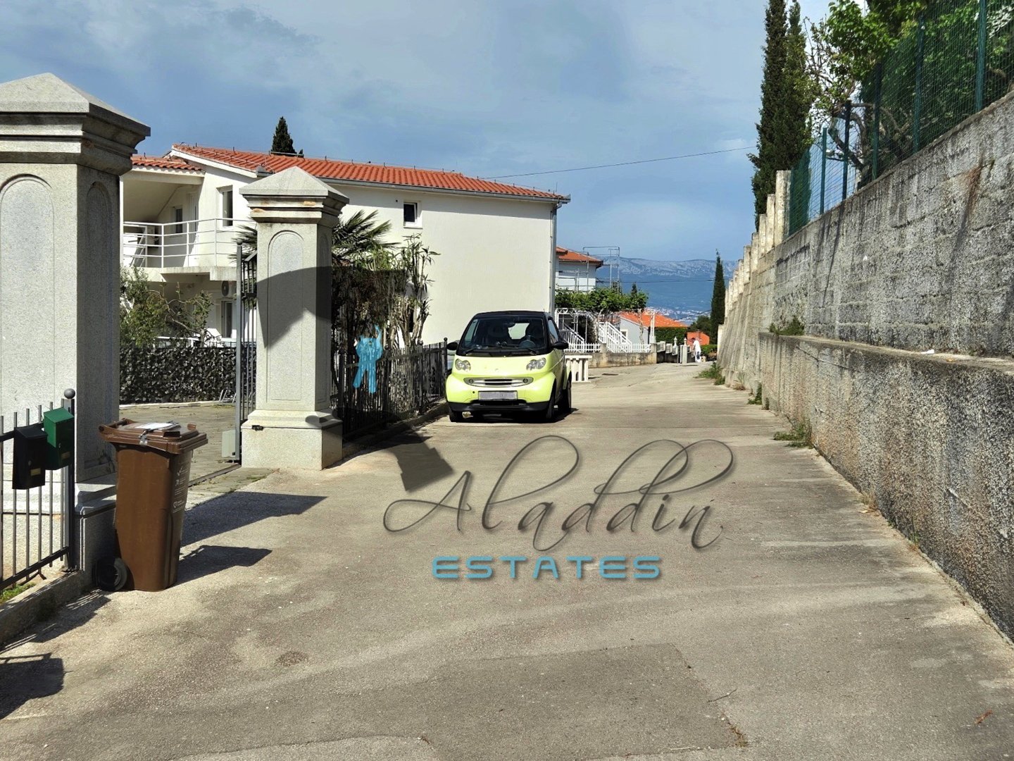 Parcela Naprodaj -  Slatine