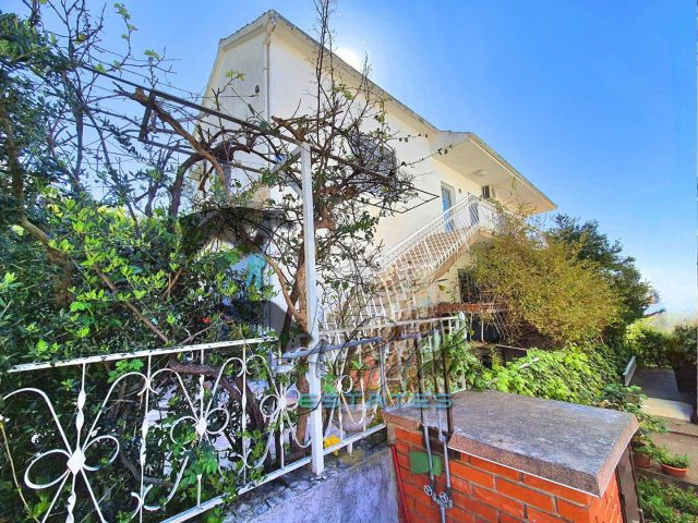 Haus zu verkaufen 389 m² – Okrug