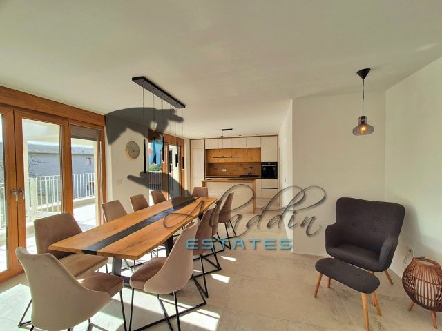 House for sale 414 m² – Kaštel Novi