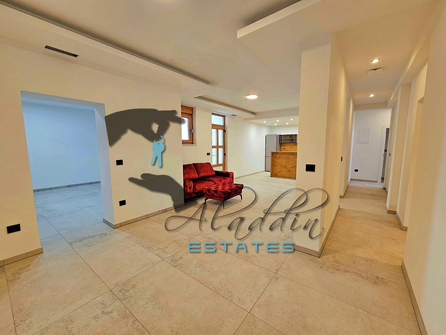 Hiša Naprodaj - Splitsko-dalmatinska Kaštel Novi