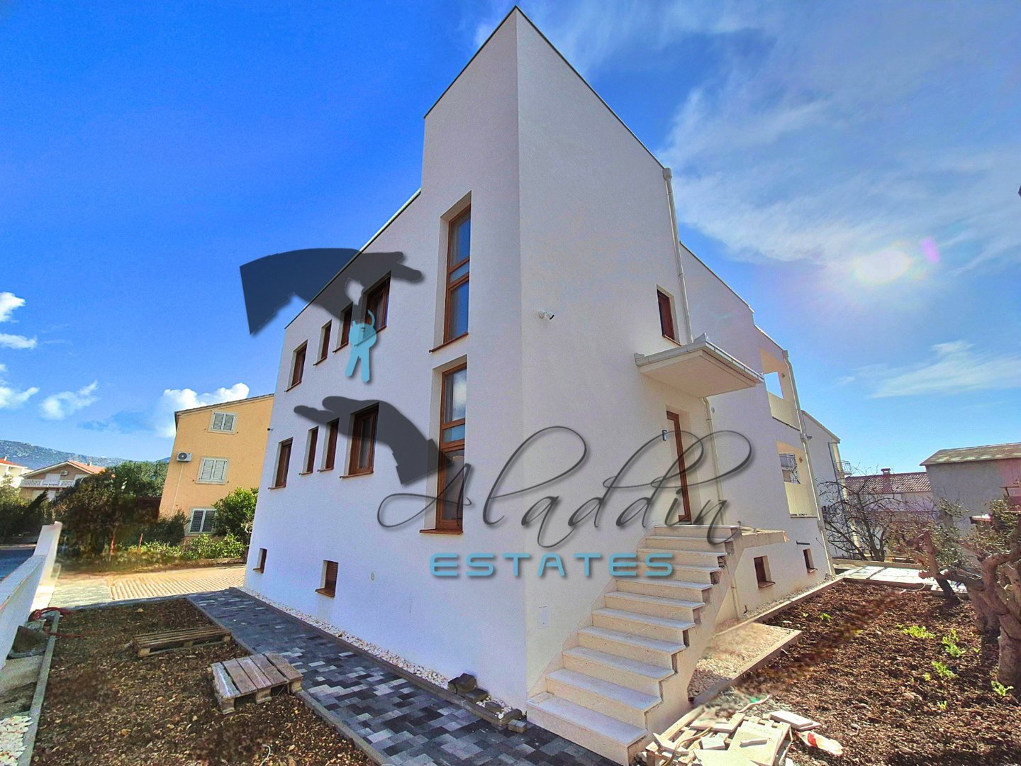 Hiša Naprodaj - Splitsko-dalmatinska Kaštel Novi