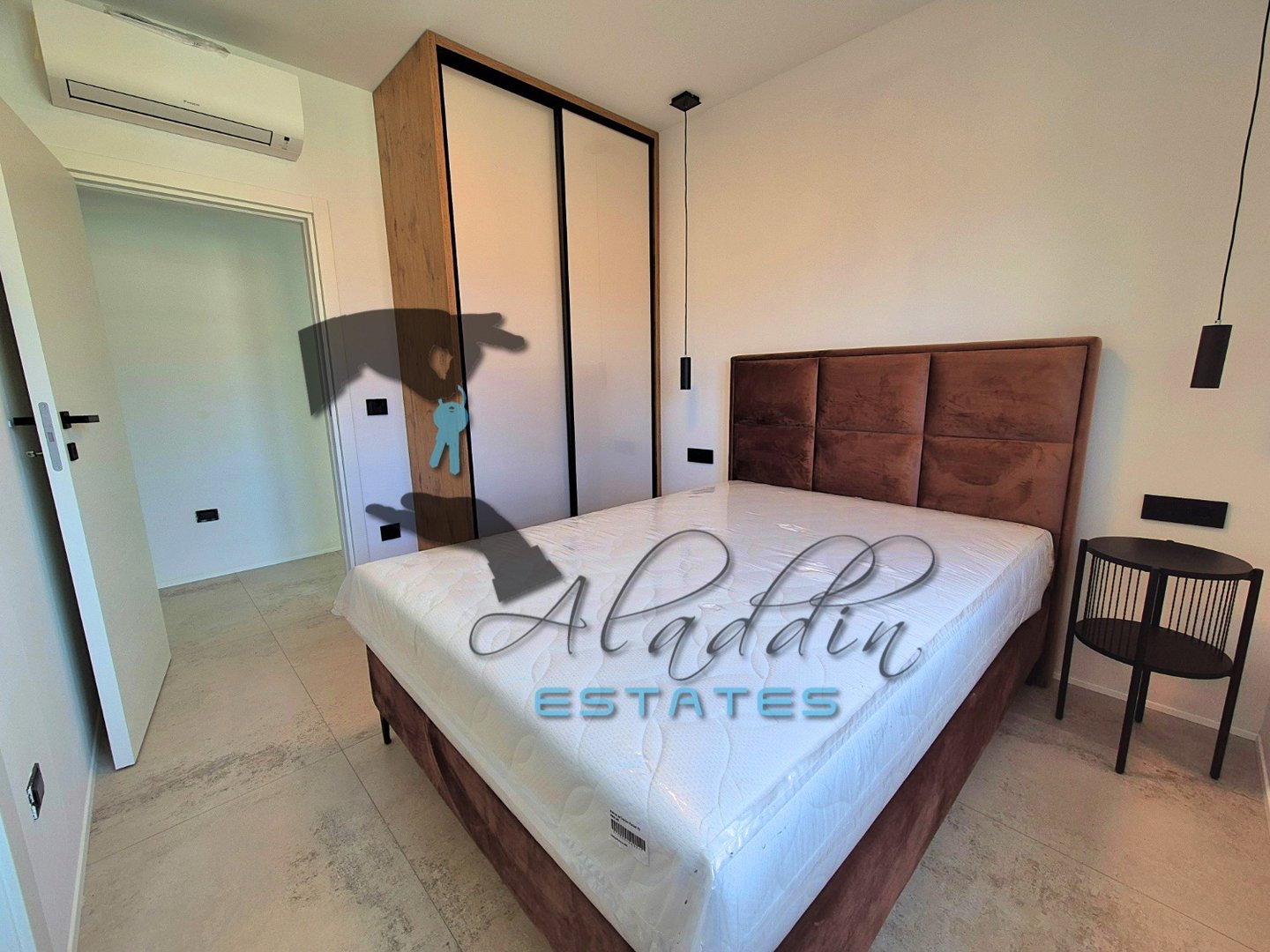 Hiša Naprodaj - Splitsko-dalmatinska Kaštel Novi
