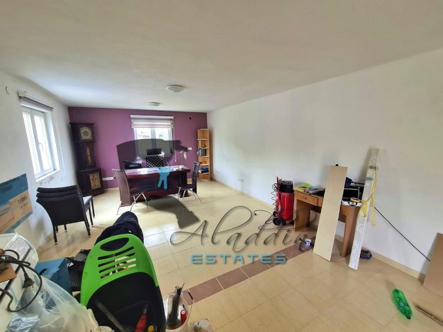 Poslovni prostor na prodaju 133 m² – Plano