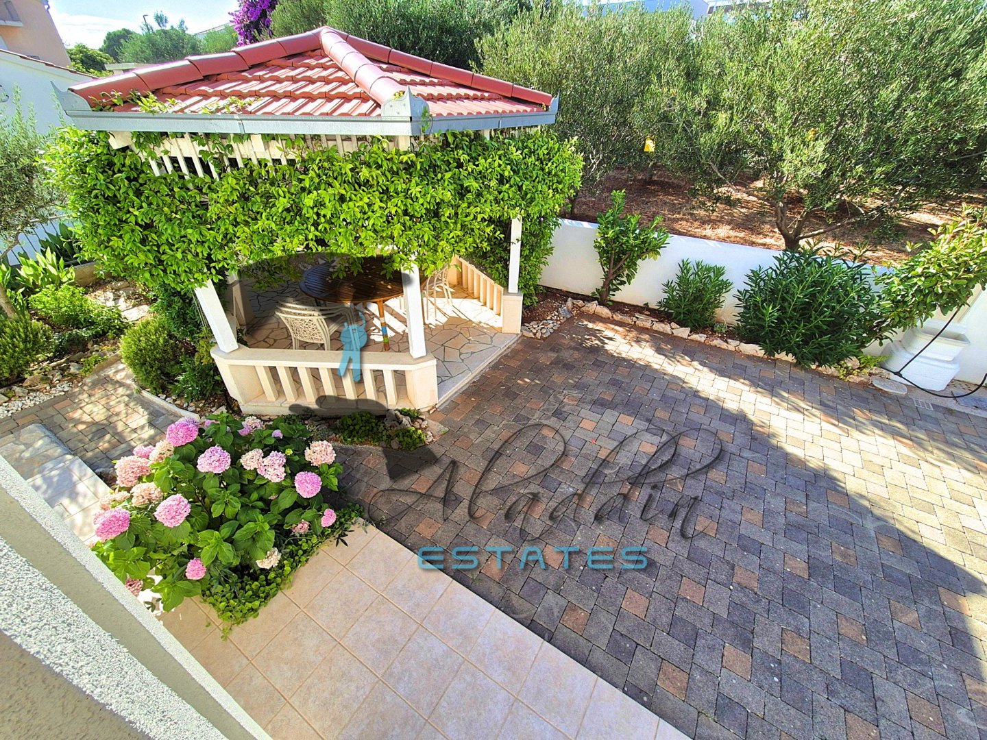 House For sale - Splitsko-dalmatinska Okrug Gornji