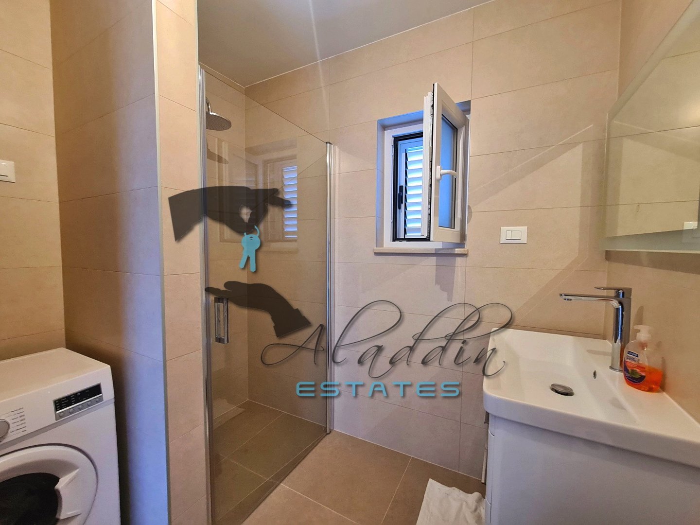 Maison À vendre - Splitsko-dalmatinska Okrug Gornji
