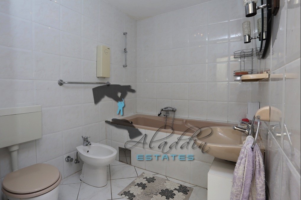 Maison À vendre - Splitsko-dalmatinska Okrug Donji