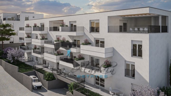 Apartmán Na predaj - Splitsko-dalmatinska Okrug Gornji - foto 2/13