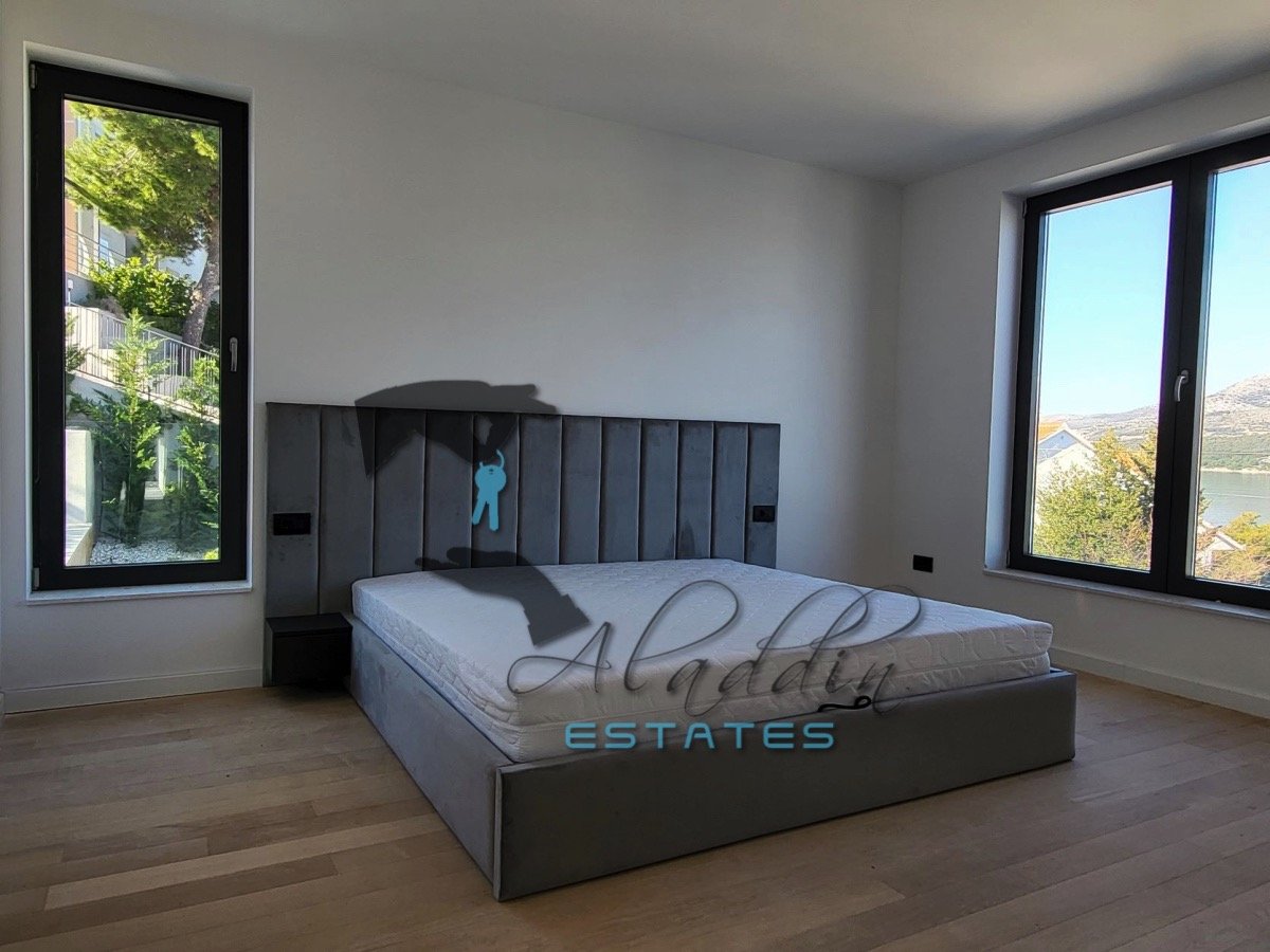 House For sale - Splitsko-dalmatinska Okrug Donji