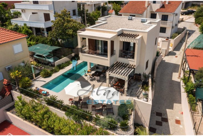 Maison à vendre 233 m² – Okrug