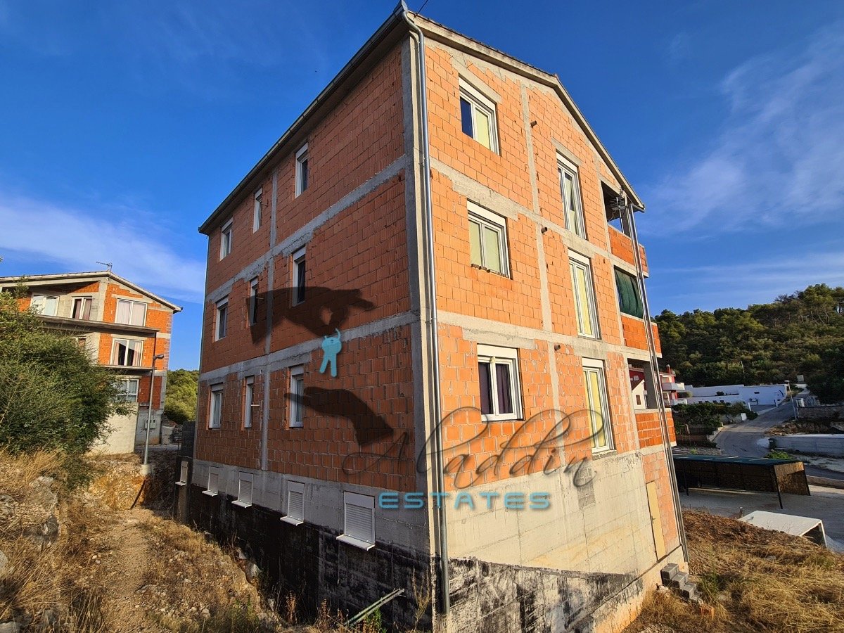 House For sale - Splitsko-dalmatinska Trogir
