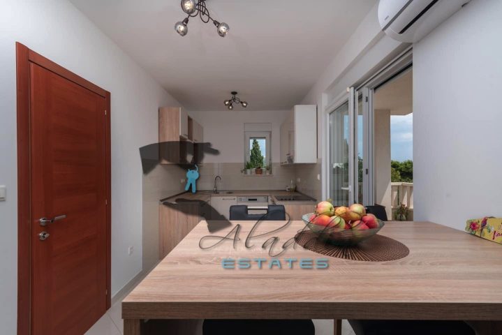 Apartmán Na predaj - Splitsko-dalmatinska Okrug Gornji - foto 2/18