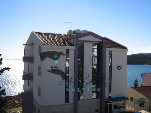Dom na sprzedaż 1144 m² – Seget Vranjica