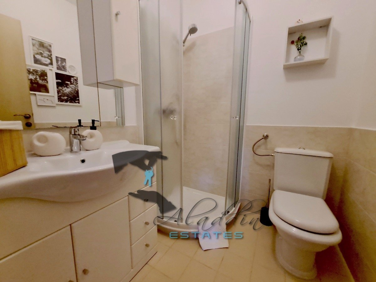 Casa In vendita - Splitsko-dalmatinska Kaštel Štafilić