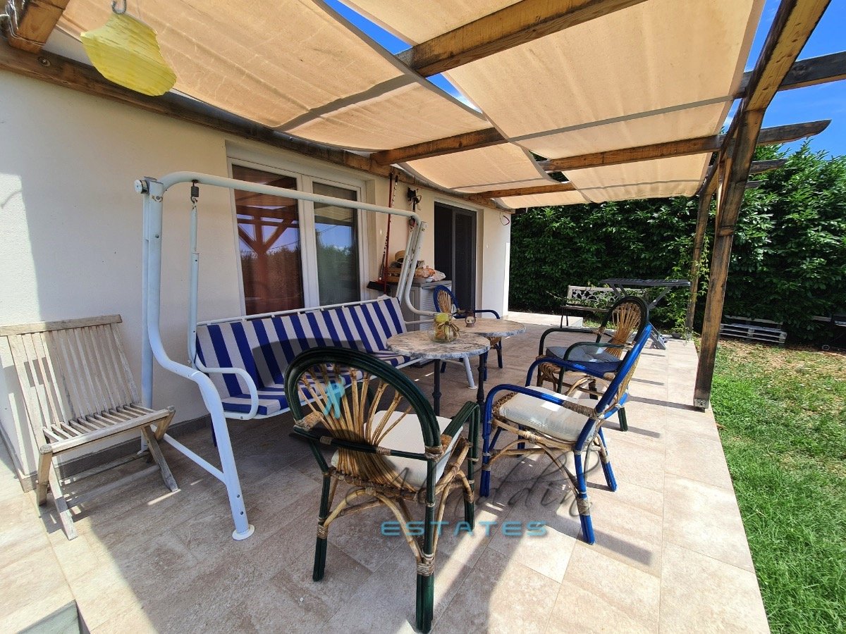 Casa In vendita - Splitsko-dalmatinska Kaštel Štafilić