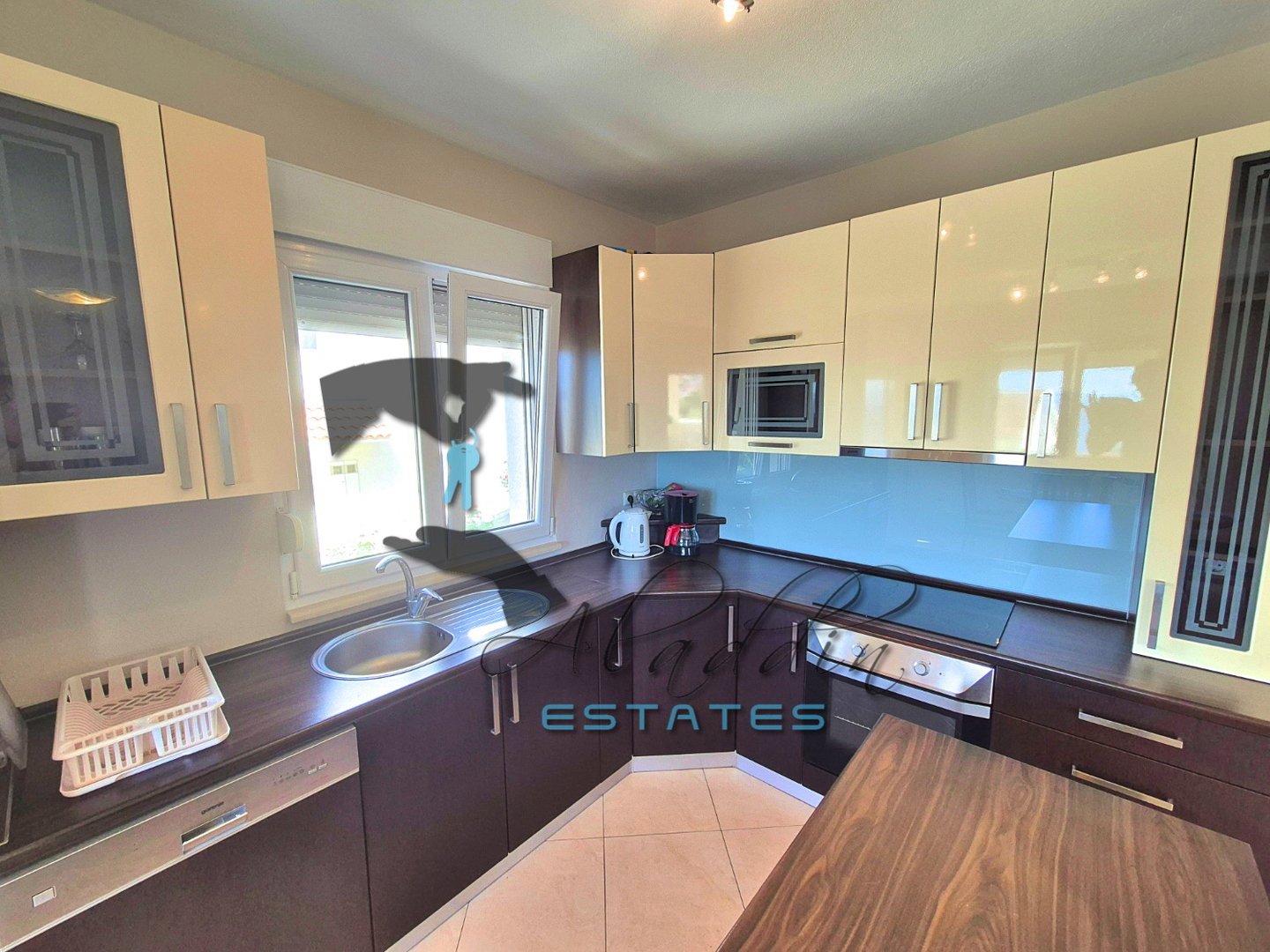 Apartmán Na predaj - Splitsko-dalmatinska Okrug Gornji
