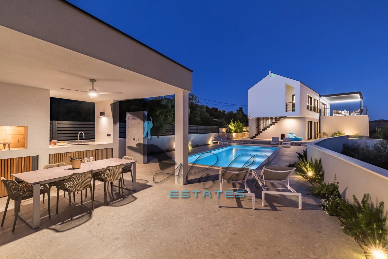 Casa In vendita - Splitsko-dalmatinska Vinišće
