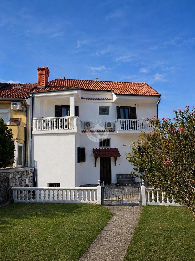 Hiša Naprodaj - Primorsko-goranska Crikvenica