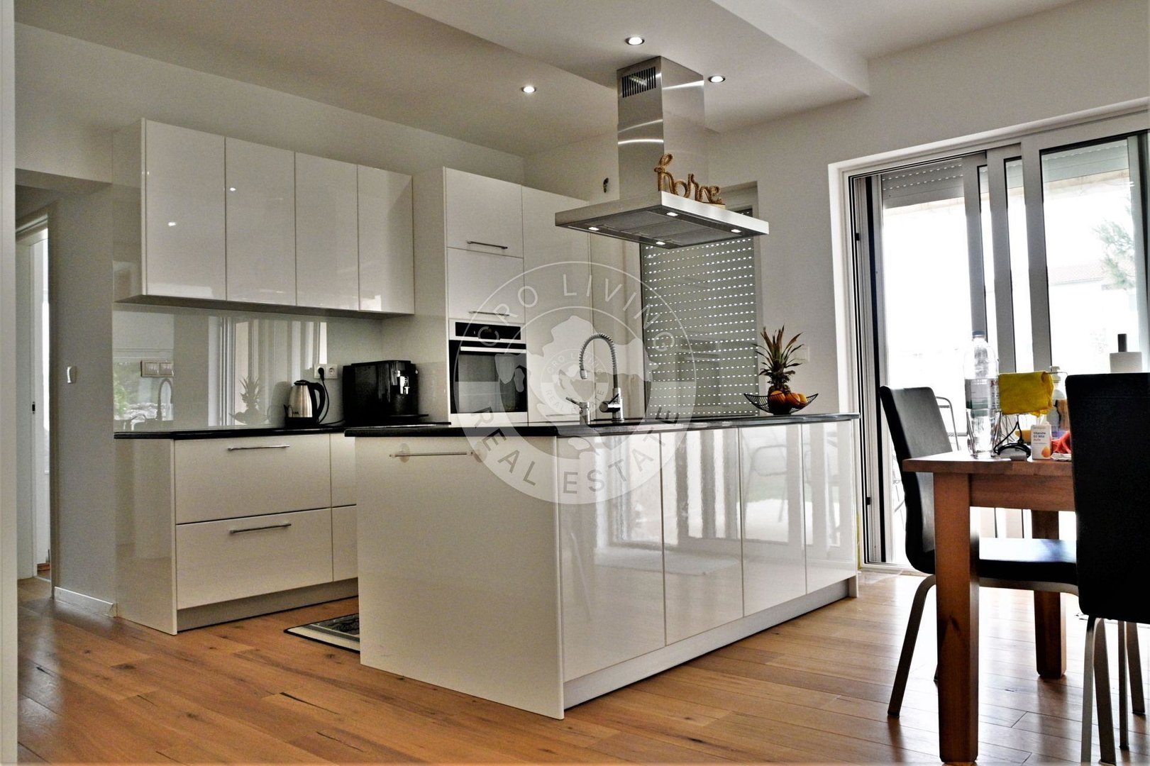 Casa In vendita - Šibensko-kninska Srima