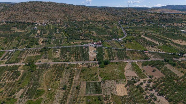 Terreno In vendita - šibensko-kninska Knin - foto 2/6