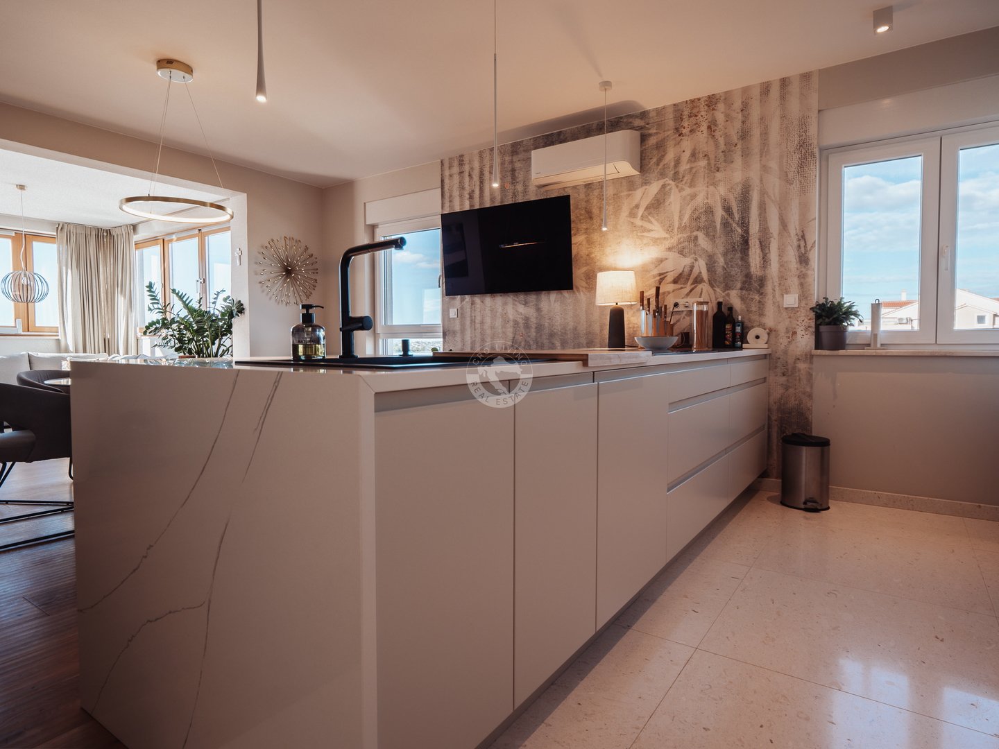 Appartamento In vendita - Šibensko-kninska Vodice