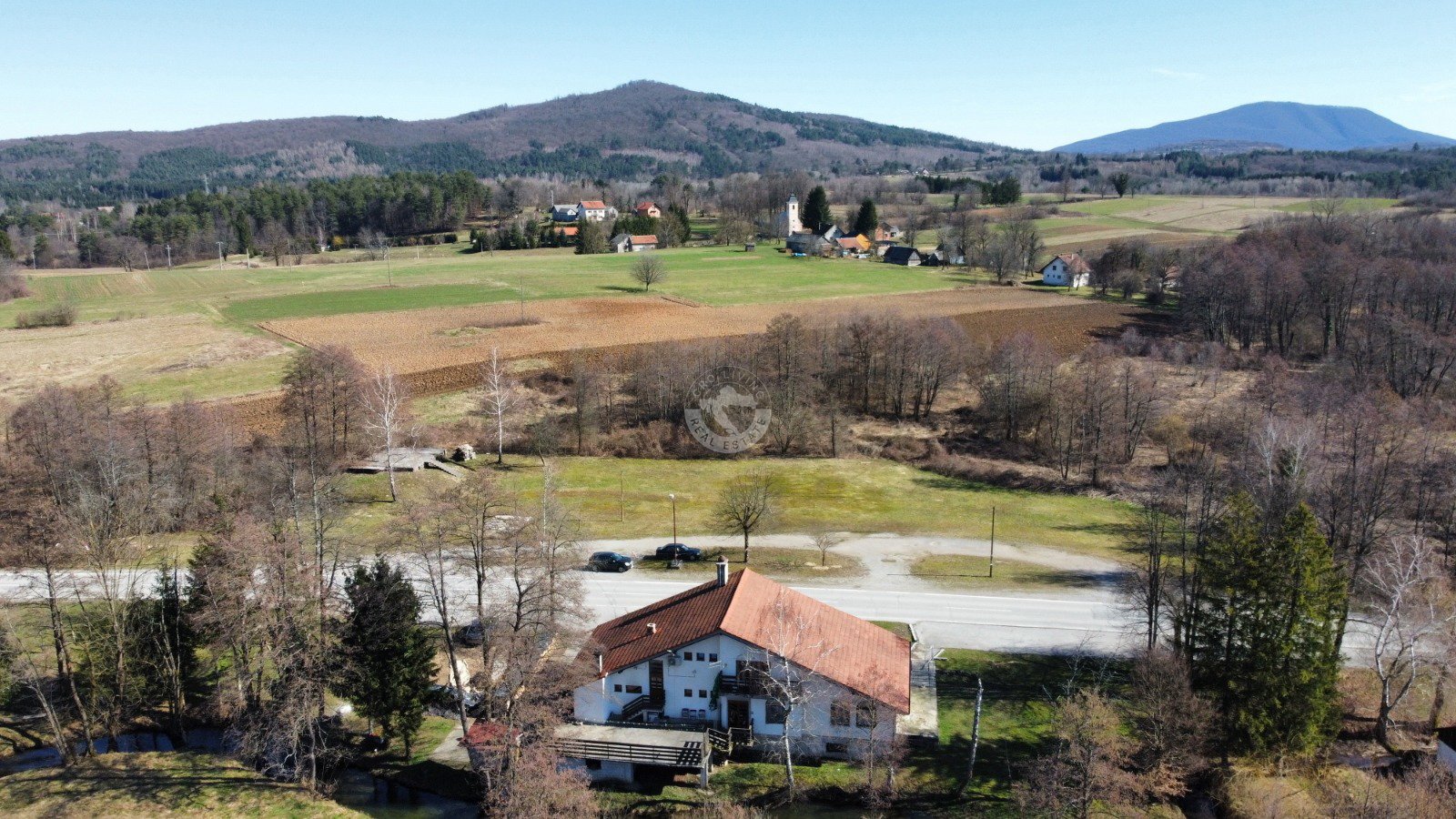 Maison À vendre - Karlovačka Josipdol
