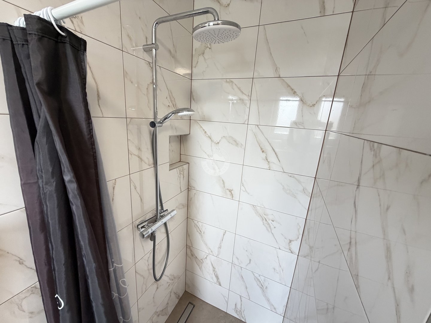 Flat For sale - Istarska Tar