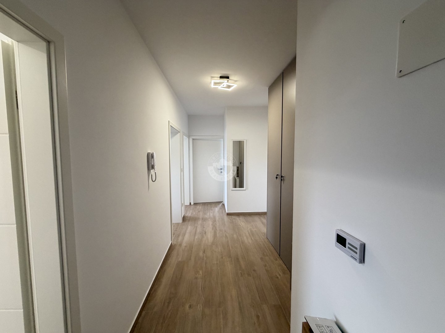 Flat For sale - Istarska Tar