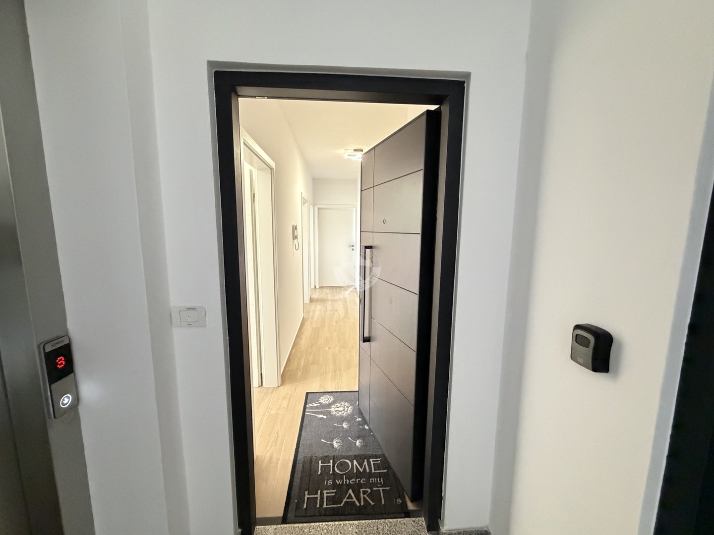 Flat For sale - Istarska Tar