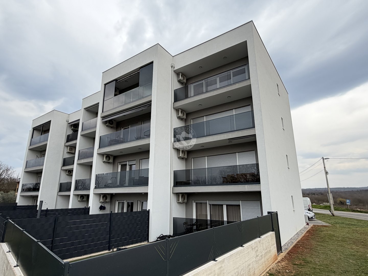 Flat For sale - Istarska Tar
