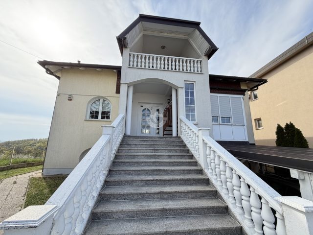 Dom na predaj 358 m² – Gornja Dubrava