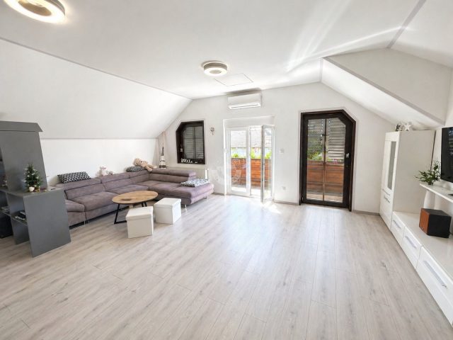 House for sale 250 m² – Bistra