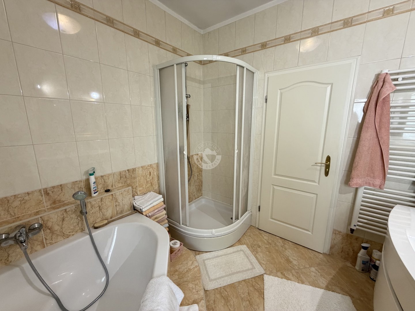 Dom Do wynajęcia - Grad Zagreb Novoselec